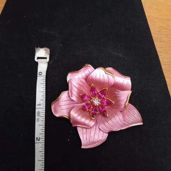 Pink Enamel and Rhinestone Flower Brooch - Picture 8 of 12